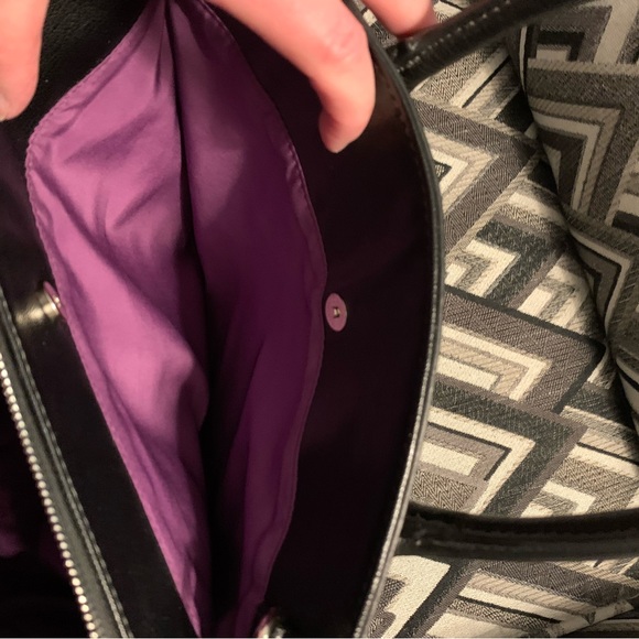 Nine West large bag. - Picture 4 of 11